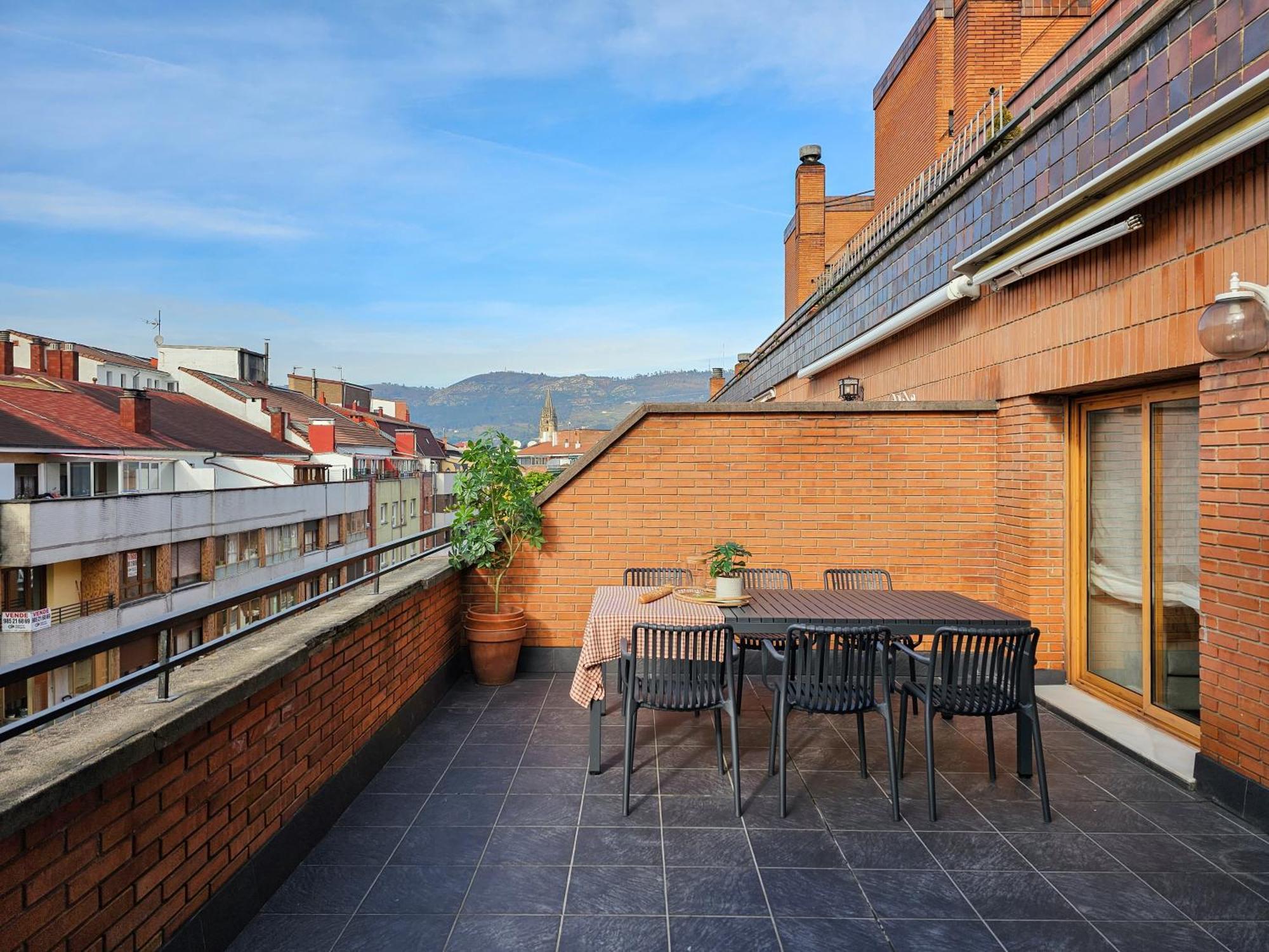 Апартаменты Ah El Mirador De La Catedral De Oviedo Vut5910As Экстерьер фото